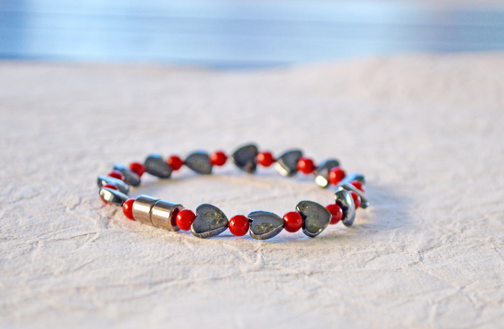 Black Hematite and Red Magnetic Hearts Bracelet